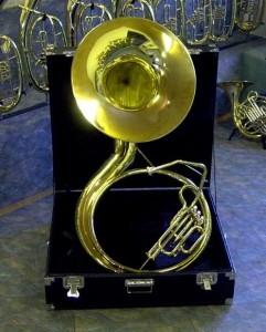 Helios sousaphone med tilbehør fra håndværksmesteren Schmid