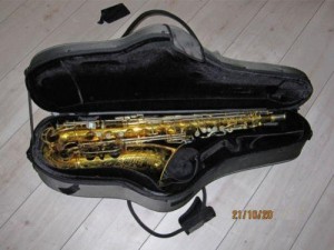 Vintage Kong Super 20 Tenor Saxophone